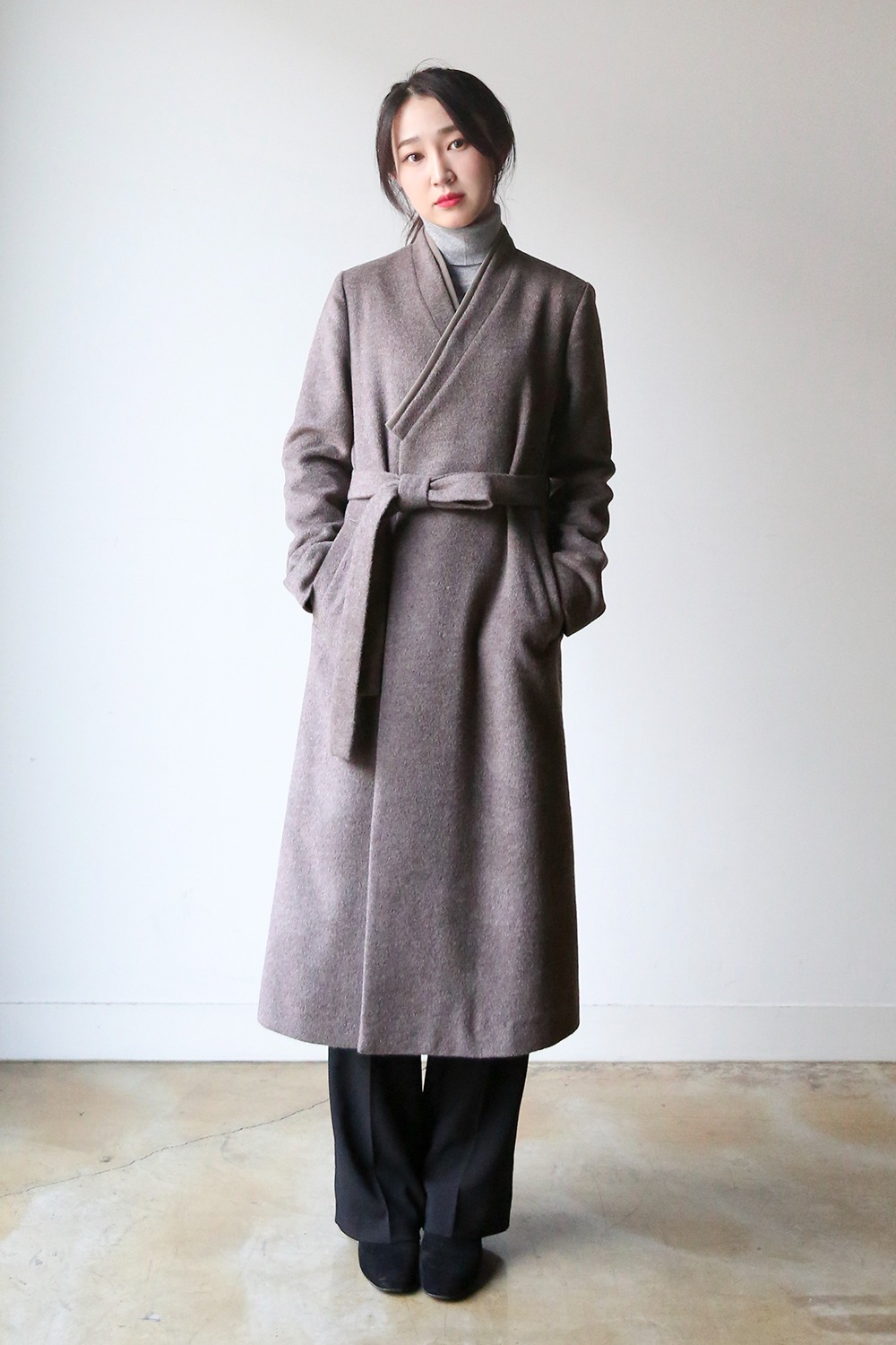 Semi-lined wool coat [Beige]