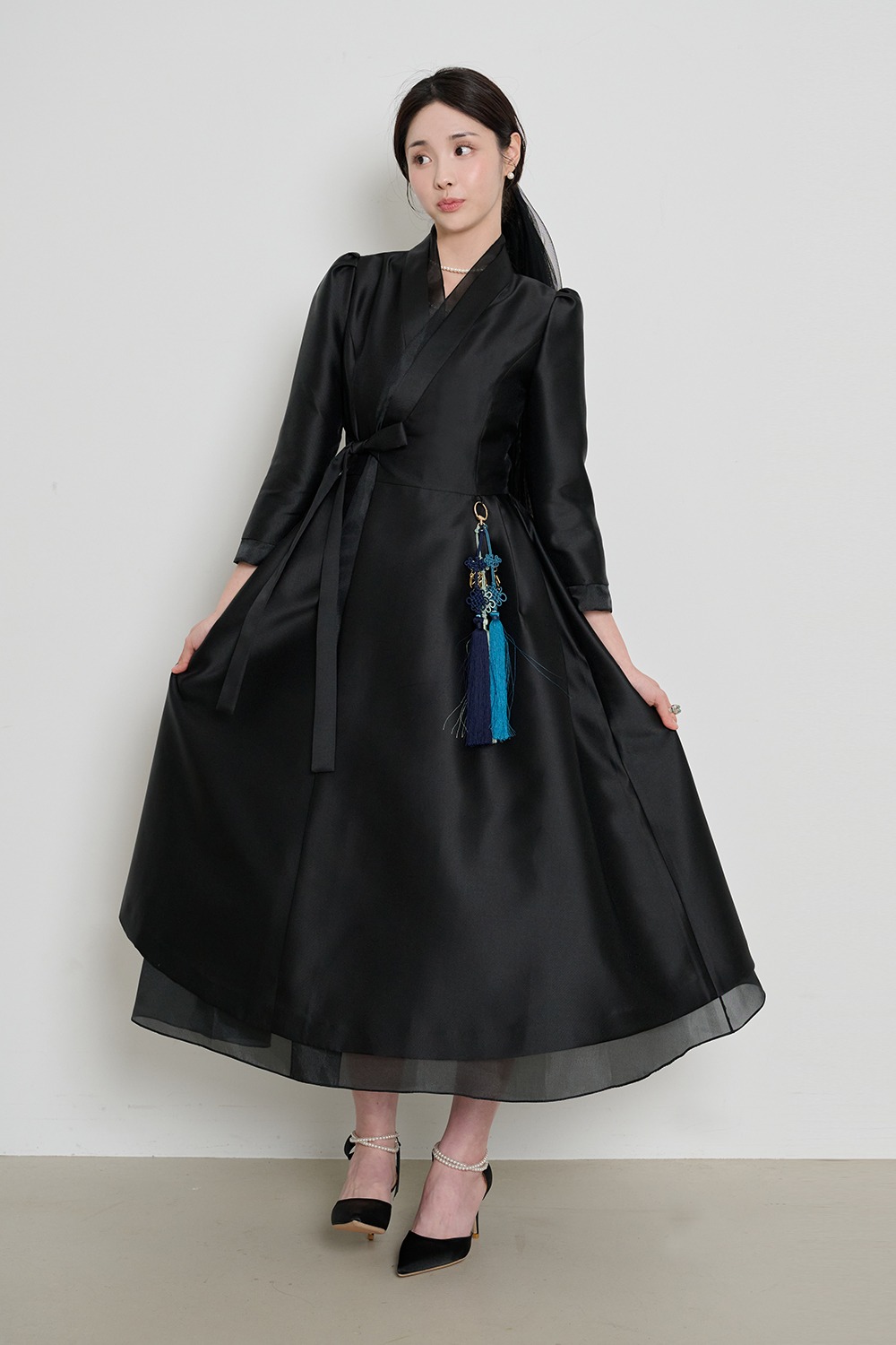 Mikado Graceful Cheollik Dress [Black]